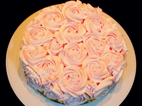 Bánh kem hoa hồng bằng nồi cơm điện tặng mẹ 20-10